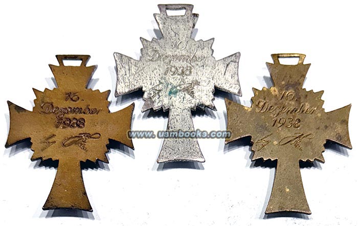 Nazi Mother's Cross in gold, silver and bronze